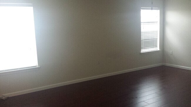 Building Photo - 5713 Abby Ann Ln