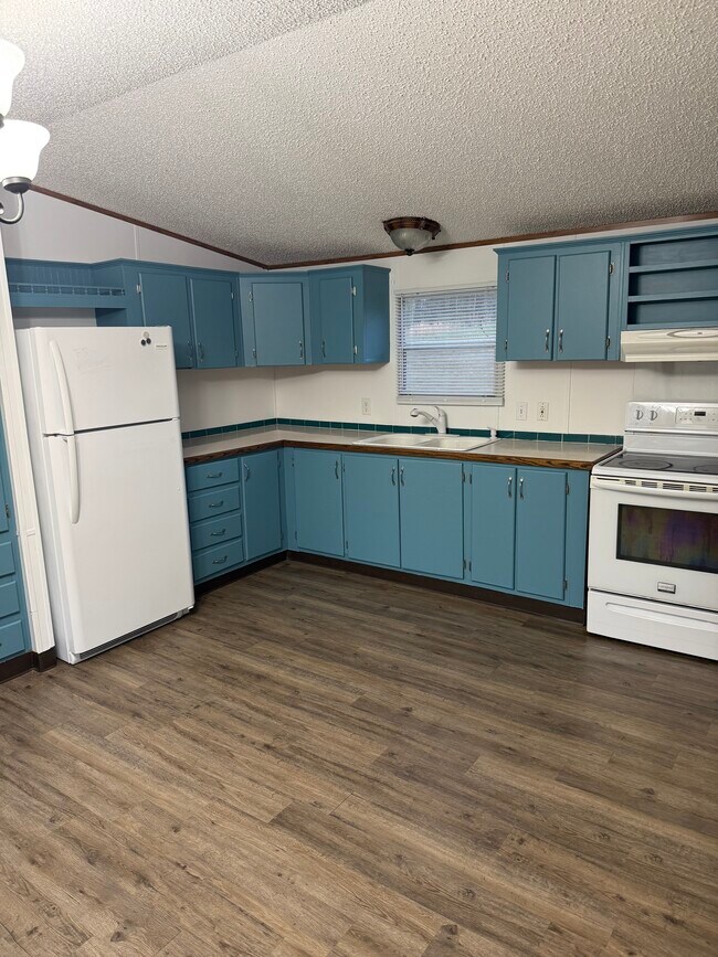 Building Photo - 2058 Krist Ln