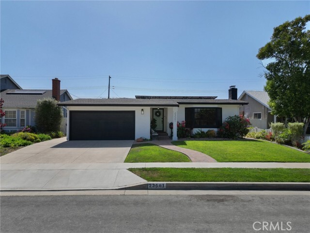 Primary Photo - 23501 Carlow Rd