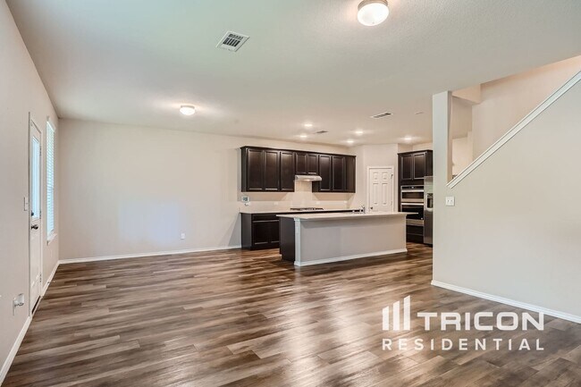 Building Photo - 2328 N Amber Ruse Ct