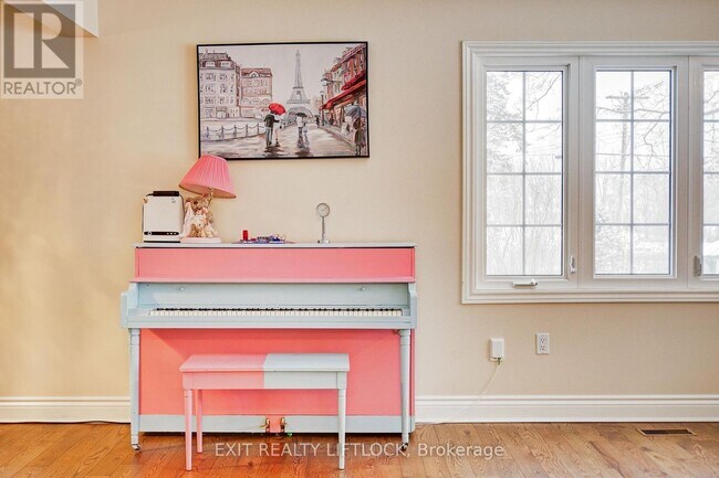 Building Photo - 3 Reid St