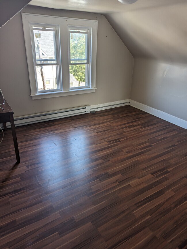 Foto del edificio - 2295 E Main St