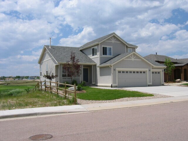Foto del edificio - 9904 Antler Creek Dr