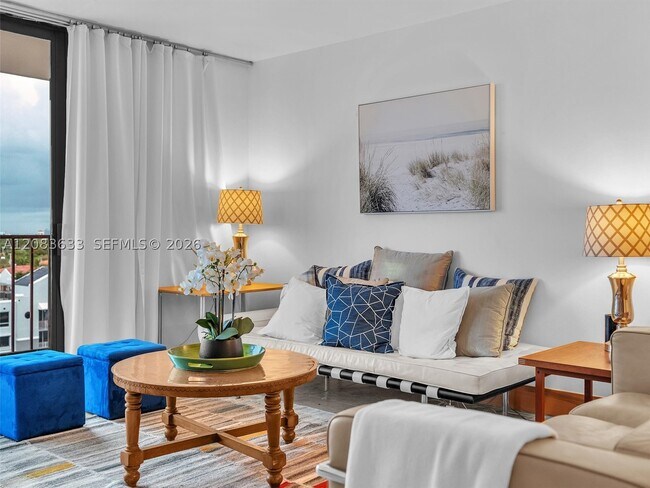 Foto del edificio - 2625 Collins Ave