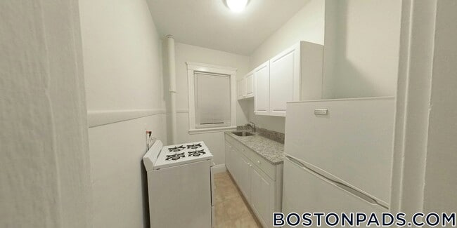 Building Photo - 1450 Commonwealth Ave