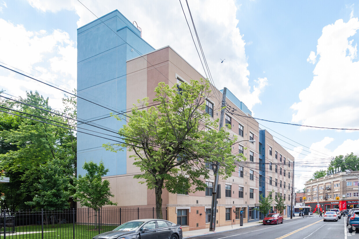 Primary Photo - Castleton Housing