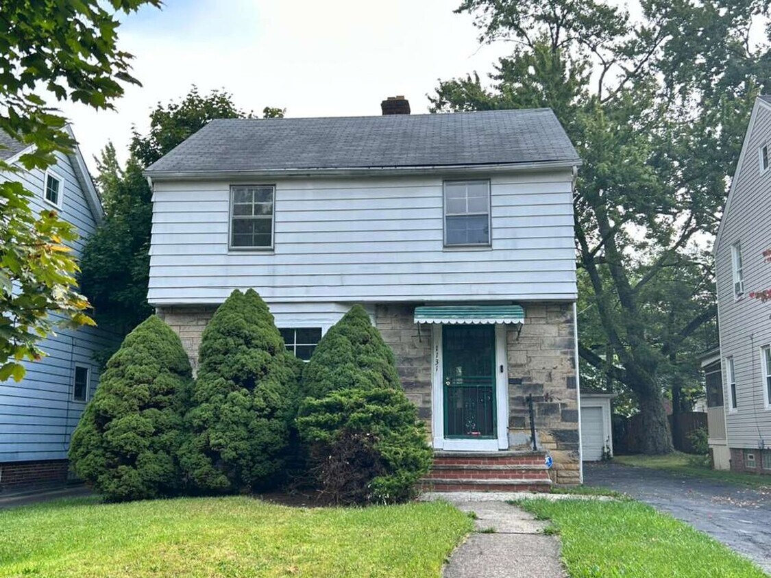 Foto principal - Charming & Spacious 4-Bed Home in Clevelan...