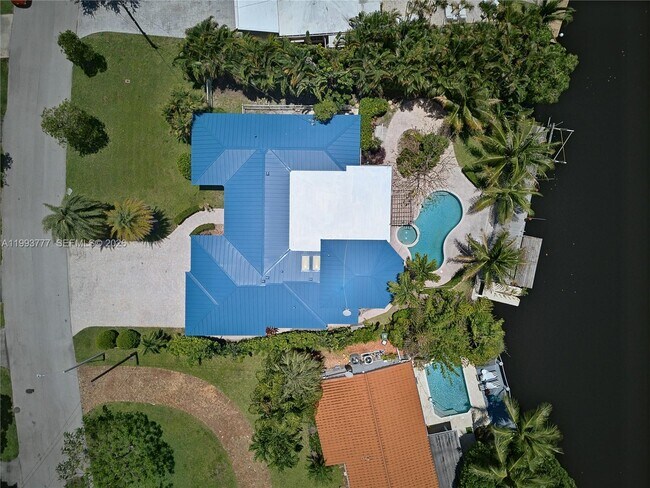 Foto del edificio - 2801 Coral Shores Dr