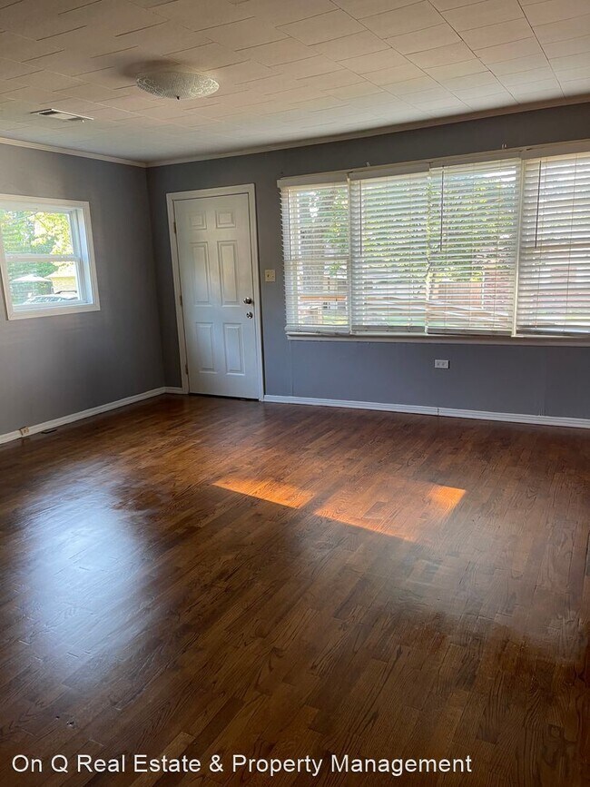 Building Photo - 3 br, 1 bath House - 812 Howell