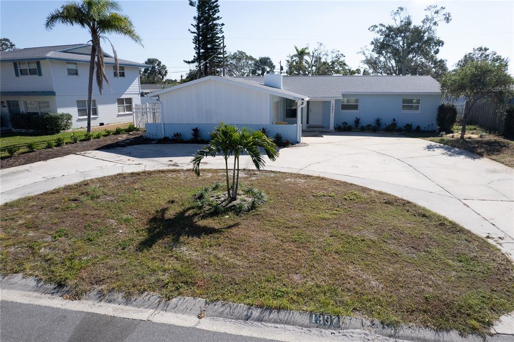 Foto principal - 1897 Dolphin Blvd S