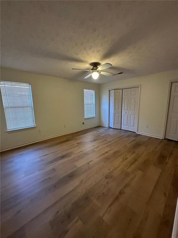 Foto del edificio - 2633 Barndale Dr