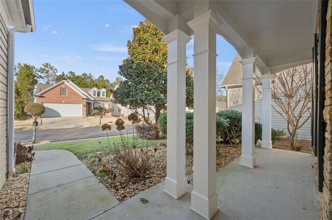 Building Photo - 4090 Prince Charles Dr