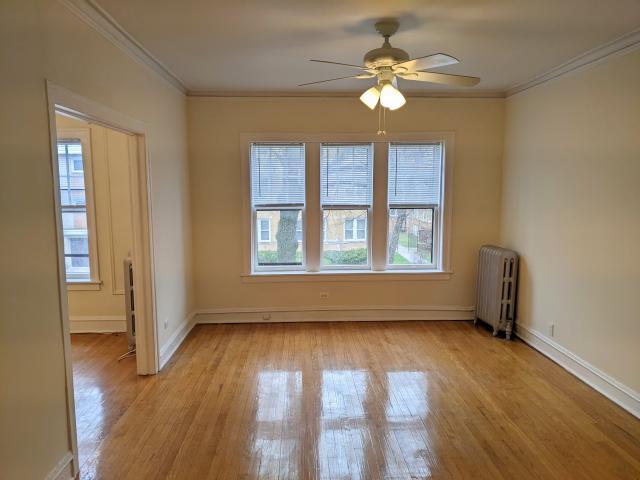 Building Photo - 2 bedroom in Evanston IL 60202