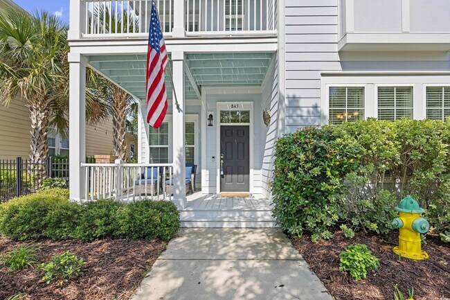 Foto del edificio - 843 Howard Ave