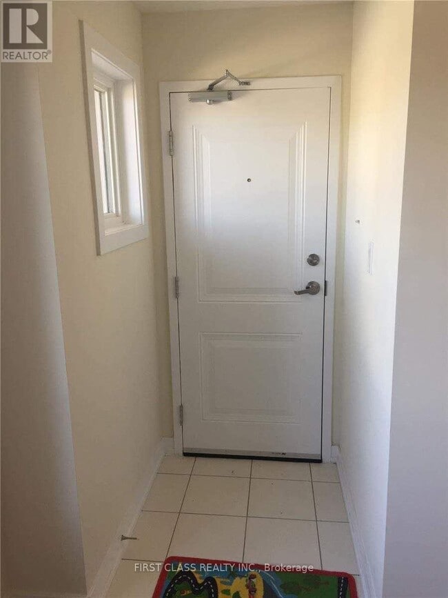 Photo du bâtiment - 2355 Sheppard Ave W