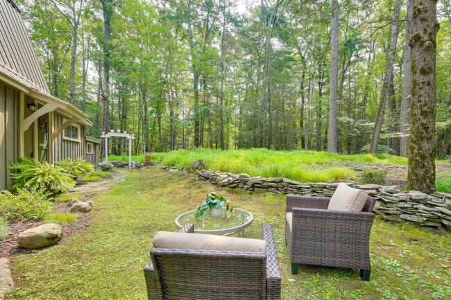 Foto del edificio - 2341 NY-28A