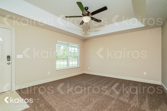 Foto del edificio - 530 Marion Oaks Ln