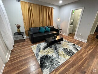 Building Photo - 1158 Metropolitan Pky SW