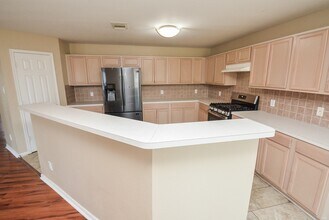 Building Photo - 15426 Lynford Crest Dr