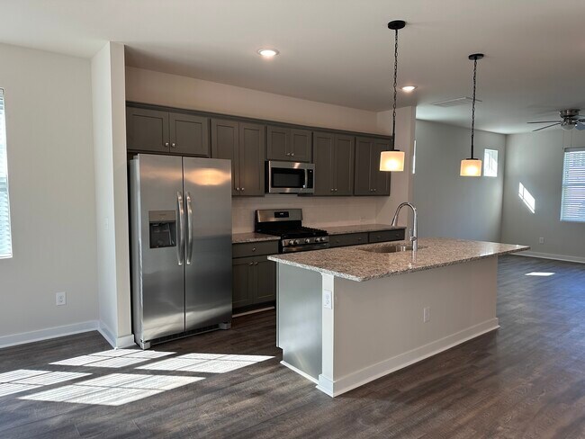 Foto del edificio - 810 Laurel Gate Dr