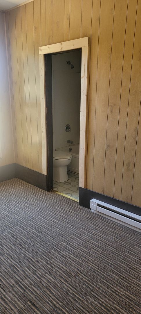 Building Photo - Rustic Uptown Butte 1 Bedroom with Bonus Room