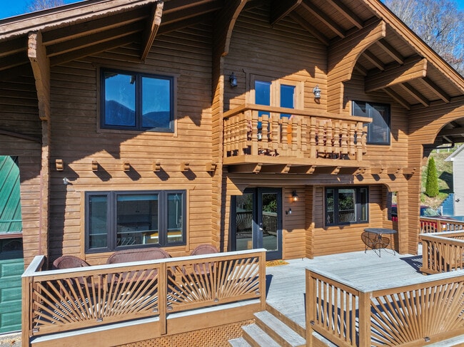 Building Photo - 168 Valley Creek Dr