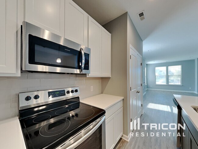 Building Photo - 201 Thomas Point Drive Fortville IN