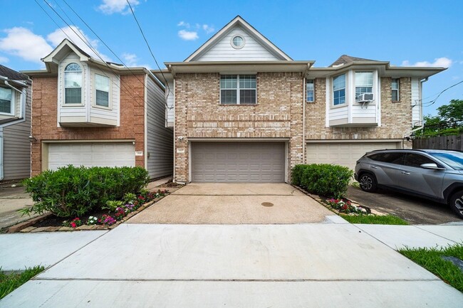 Photo - 1517 Asbury St Apartment