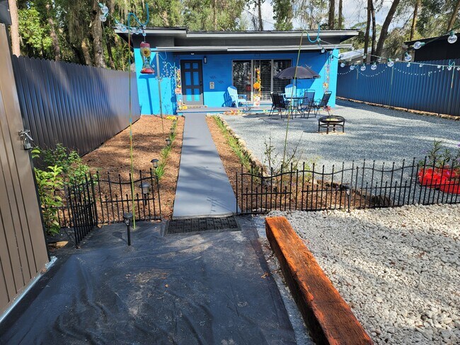 Foto del edificio - 5321 NE 29th St