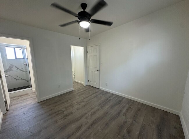 Foto del edificio - 1022 N Palo Verde Blvd