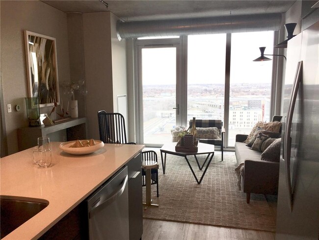 Foto del edificio - 315 1st Ave NE