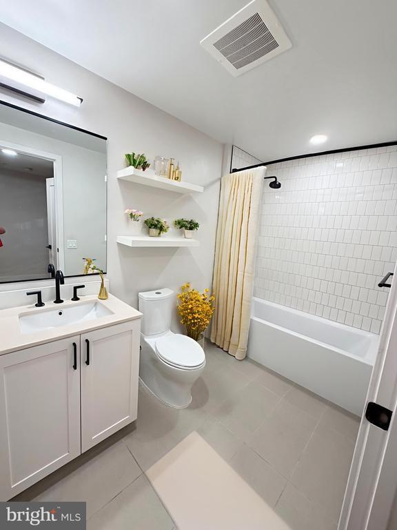 Foto principal - 1211 Van St SE