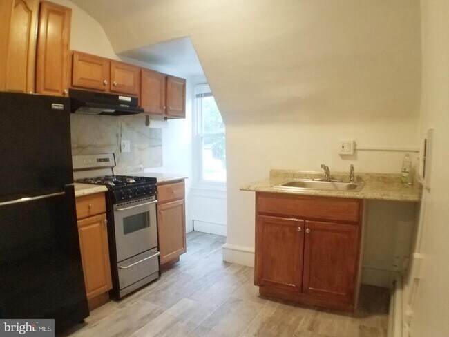 Foto del edificio - 465 Gerhard St