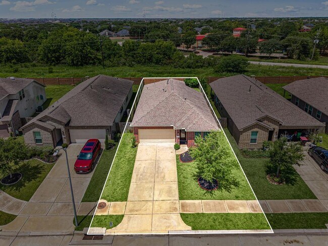 Foto del edificio - 7930 Tindarey Maple Trace