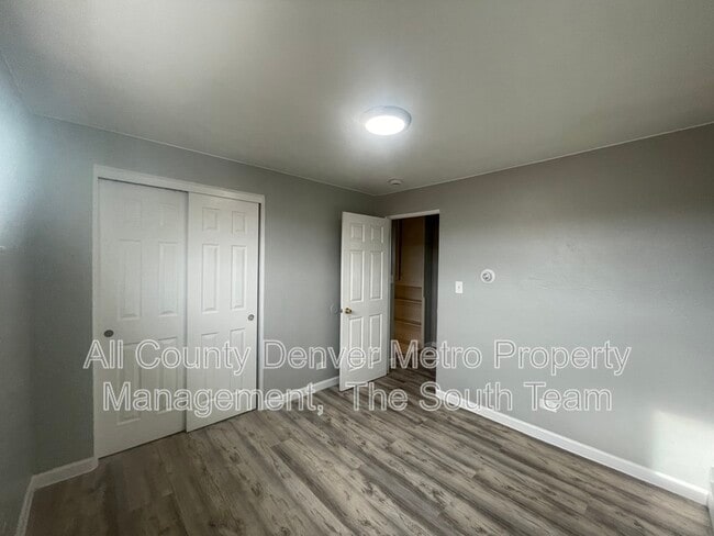 Foto del edificio - 1627 Alton St