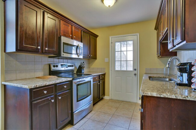 Foto del edificio - 1312 Hawkins St