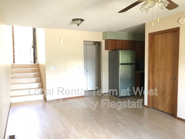 Foto del edificio - 5701 N Villa Cir