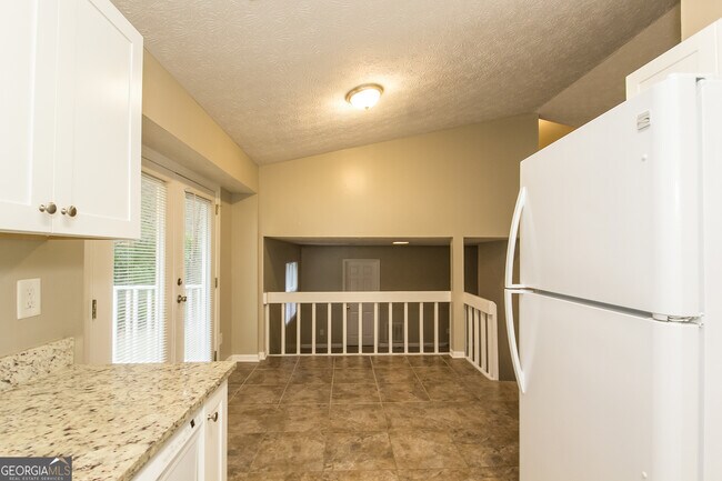 Foto del edificio - 5217 Scarbrough Ln