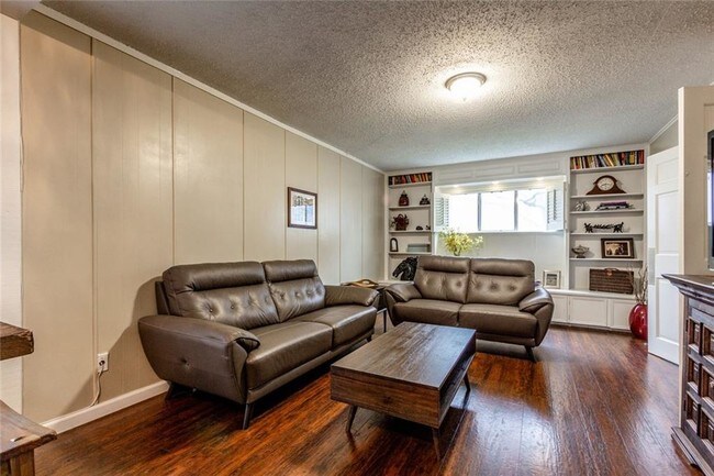 Foto del edificio - 4011 Cole Ave
