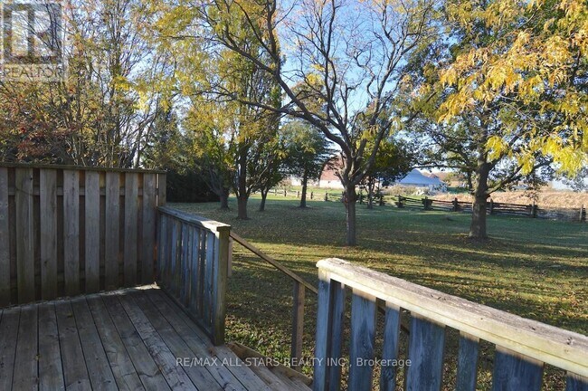 Photo du bâtiment - 9512 Regional Rd