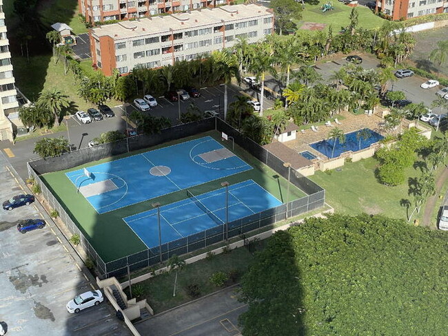 Building Photo - To register for the showing time below, note the 4 digit code: 3816 and click "APPLY NOW."(mobile...