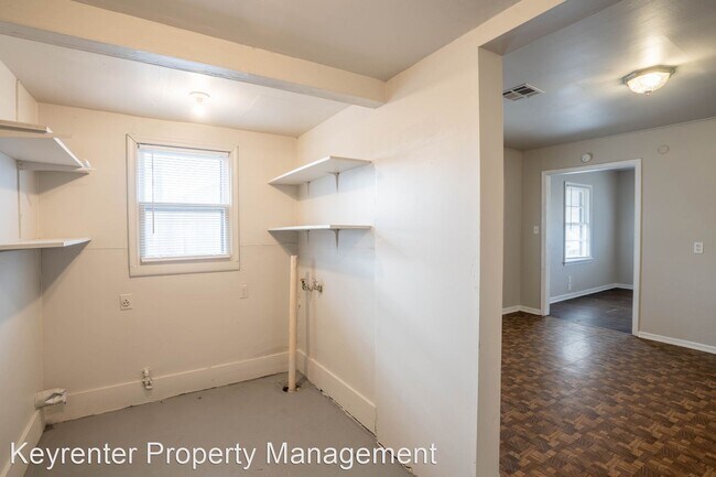 Foto del edificio - 2 br, 1 bath House - 4815 S 27th W Ave