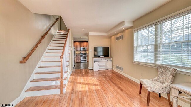 Foto del edificio - 403 Oak Ter