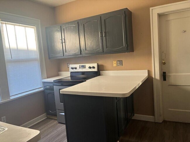 Foto del edificio - 766 N 1st St