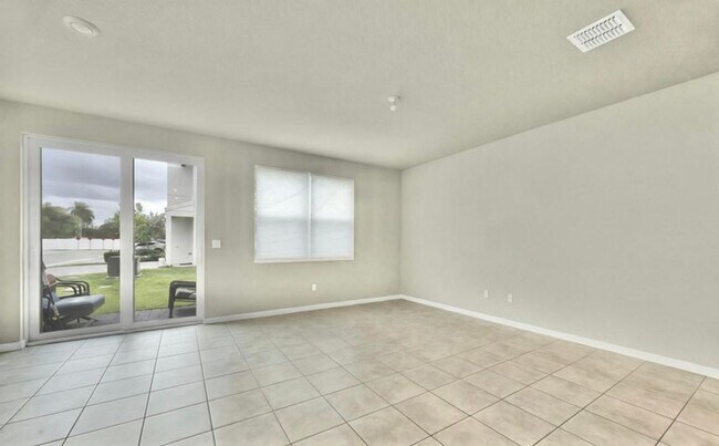 Foto del edificio - 3550 San Bernardino Wy