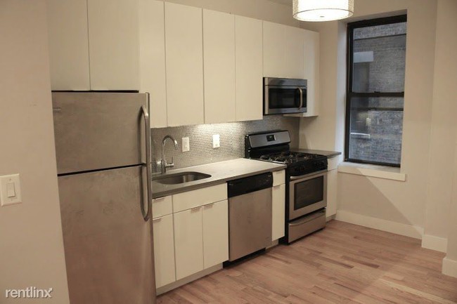 Building Photo - 2 br, 1 bath  - 3505 Broadway