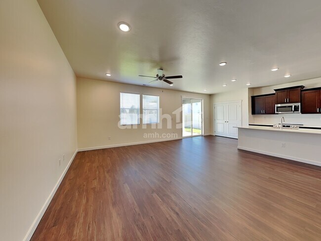Building Photo - 9380 W Shumard St