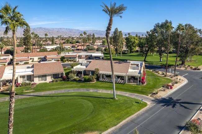 Building Photo - 40985 La Costa Cir W