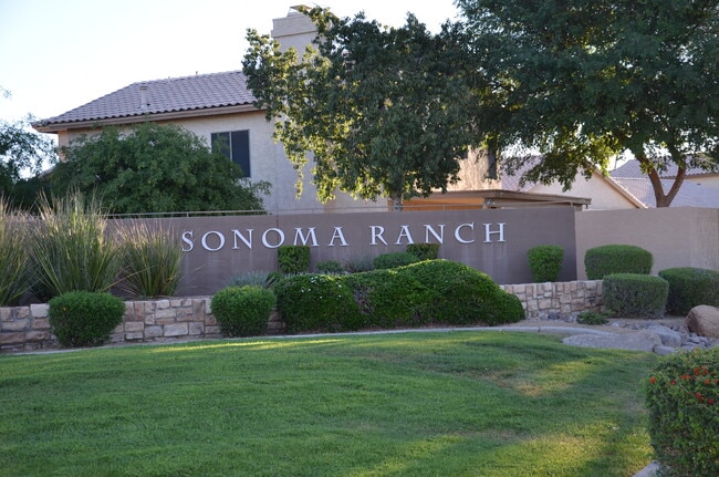 Photo - 1671 E Redfield Rd House