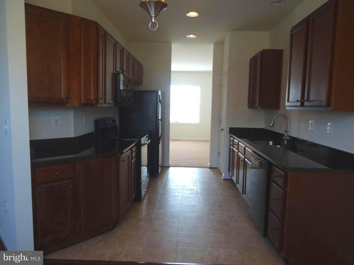 17277 Library Blvd, Ruther Glen, VA 22546 - Townhome Rentals in Ruther ...